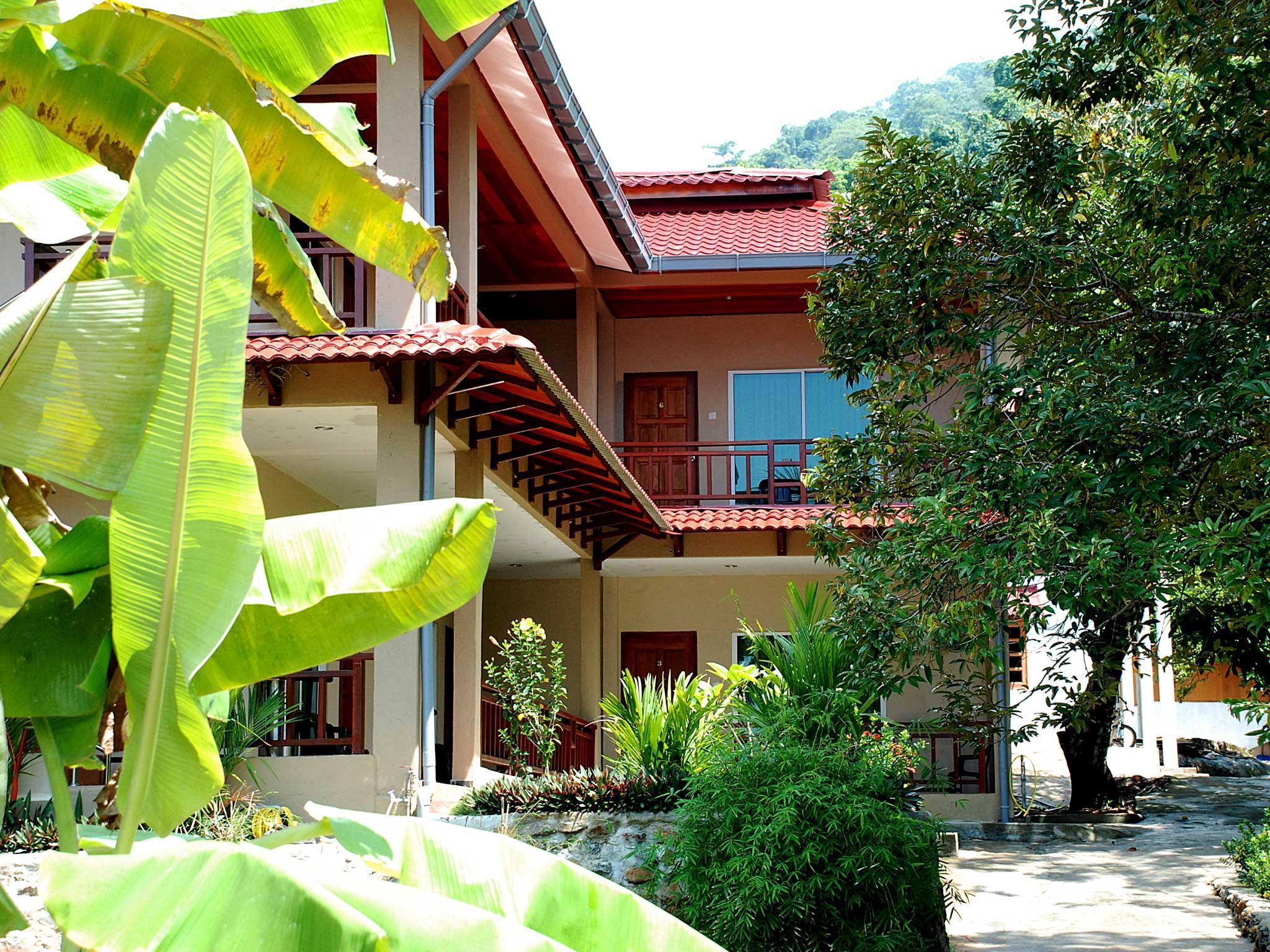 Ngoại cảnh khách sạn