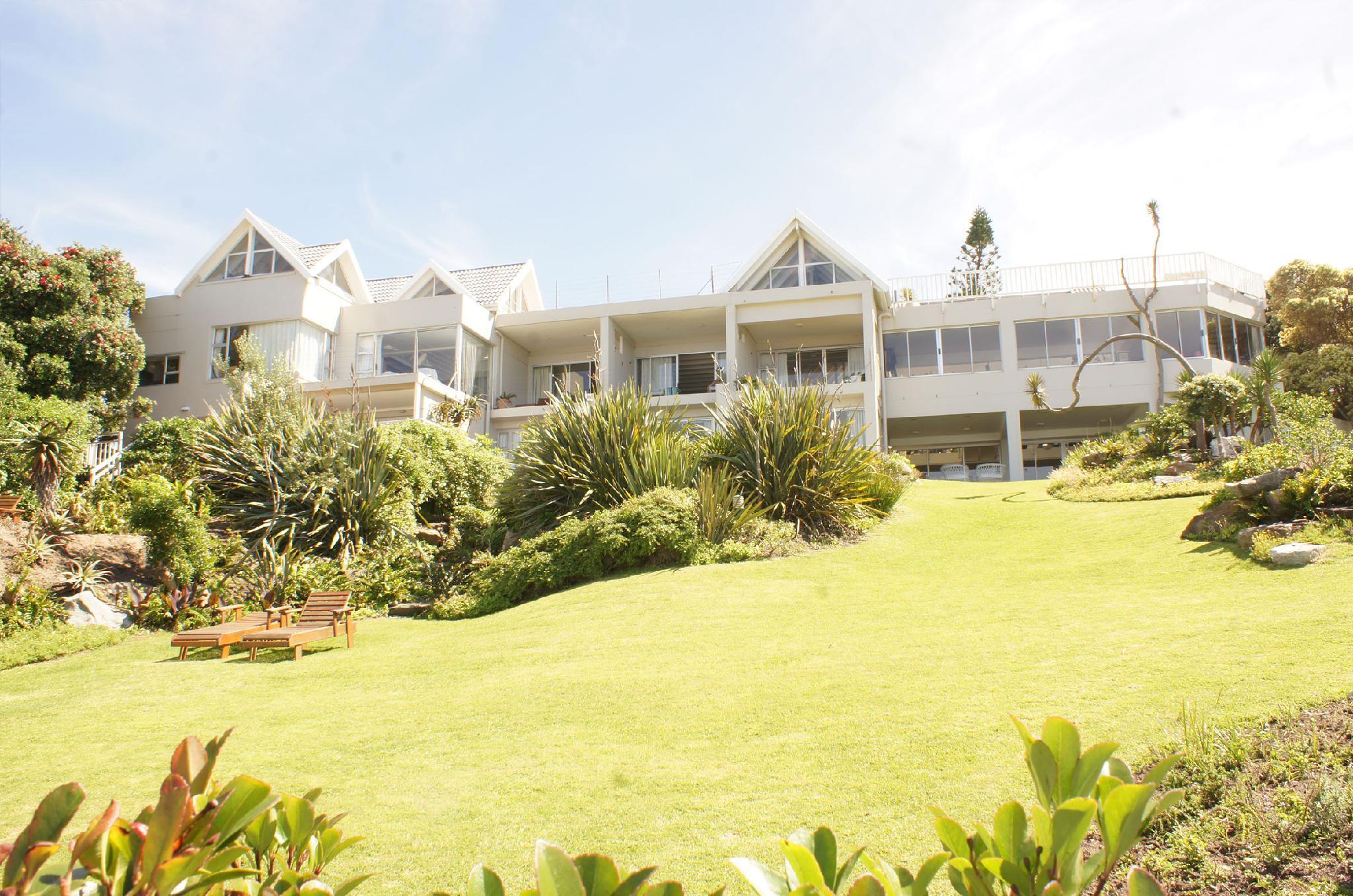 Ngoại cảnh khách sạn