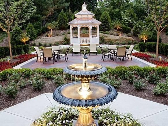 Khu vực xung quanh