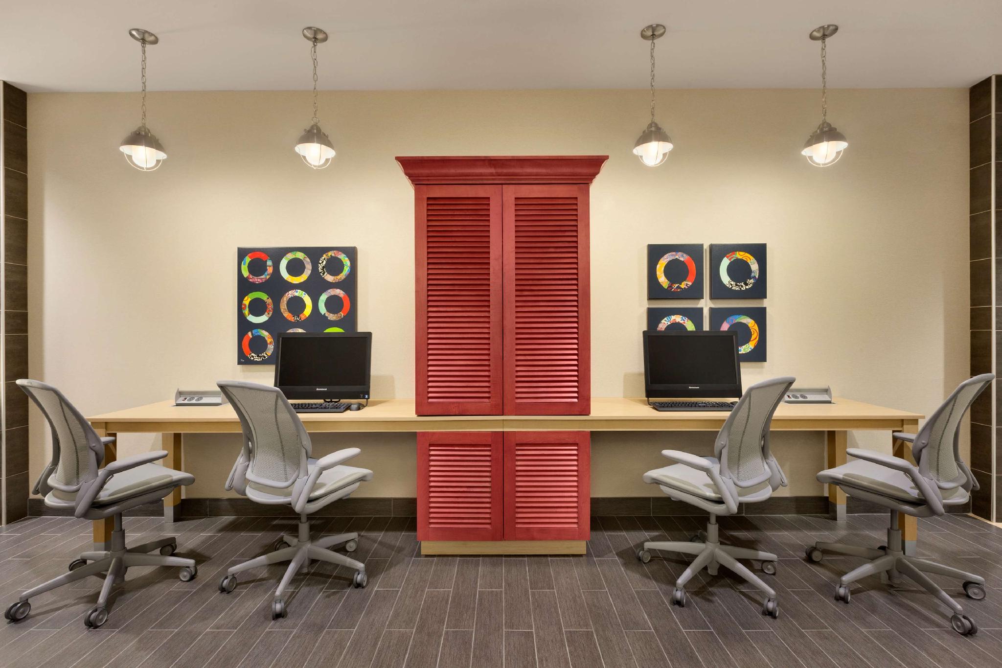 Trung tâm hội nghị