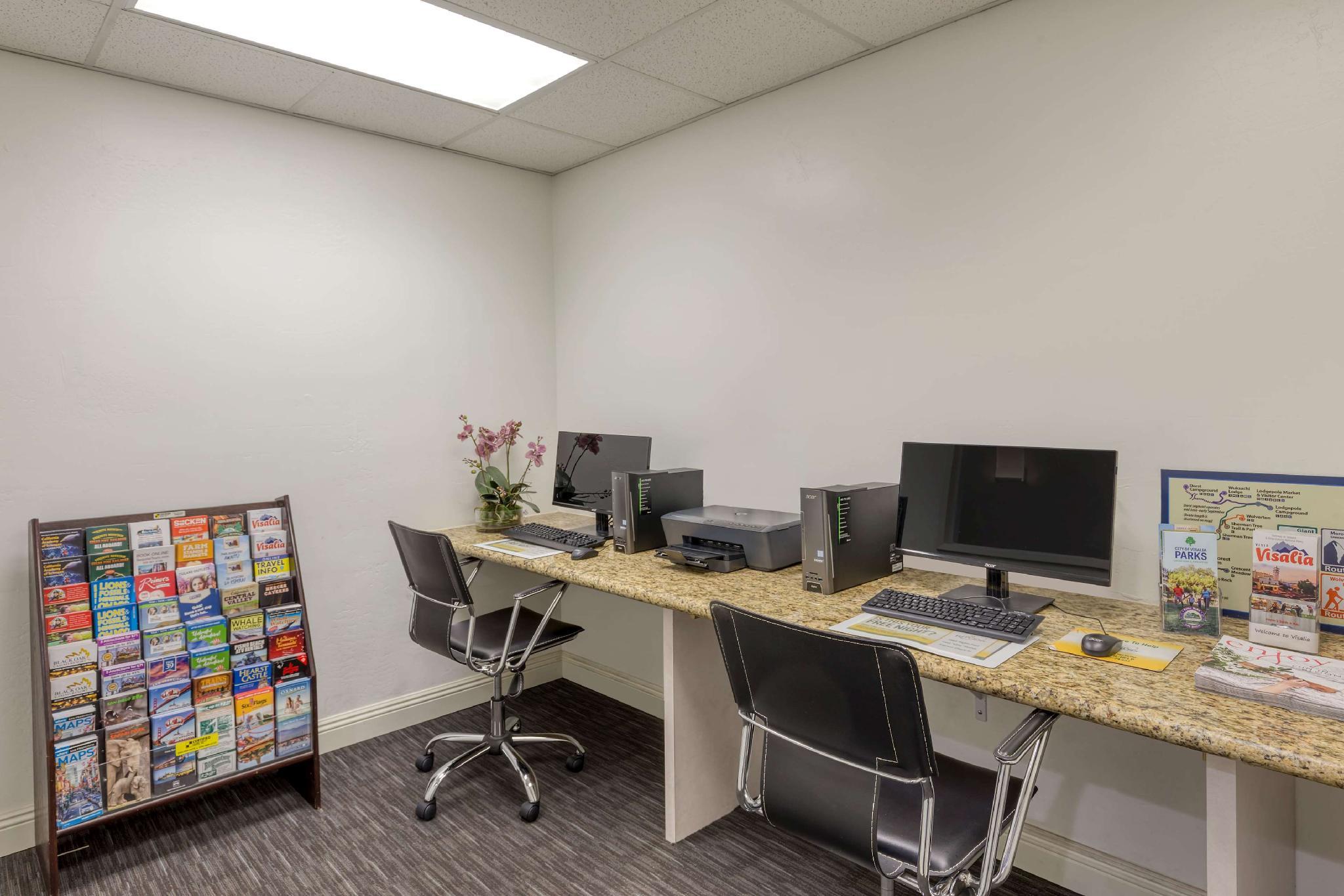 Trung tâm hội nghị