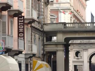 Ngoại cảnh khách sạn