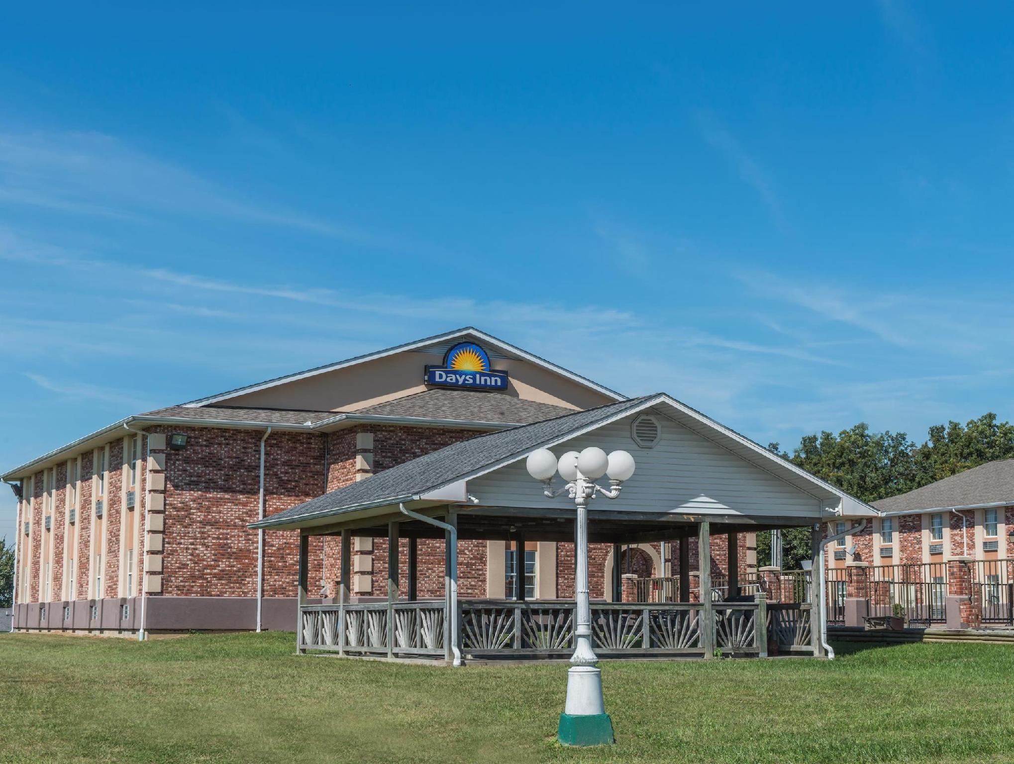 Ngoại cảnh khách sạn