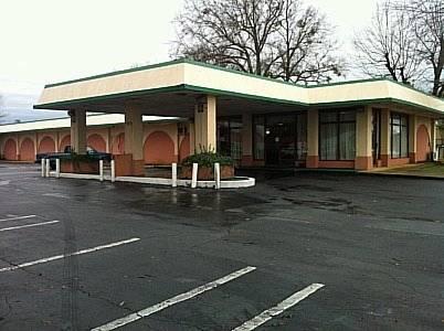 Ngoại cảnh khách sạn