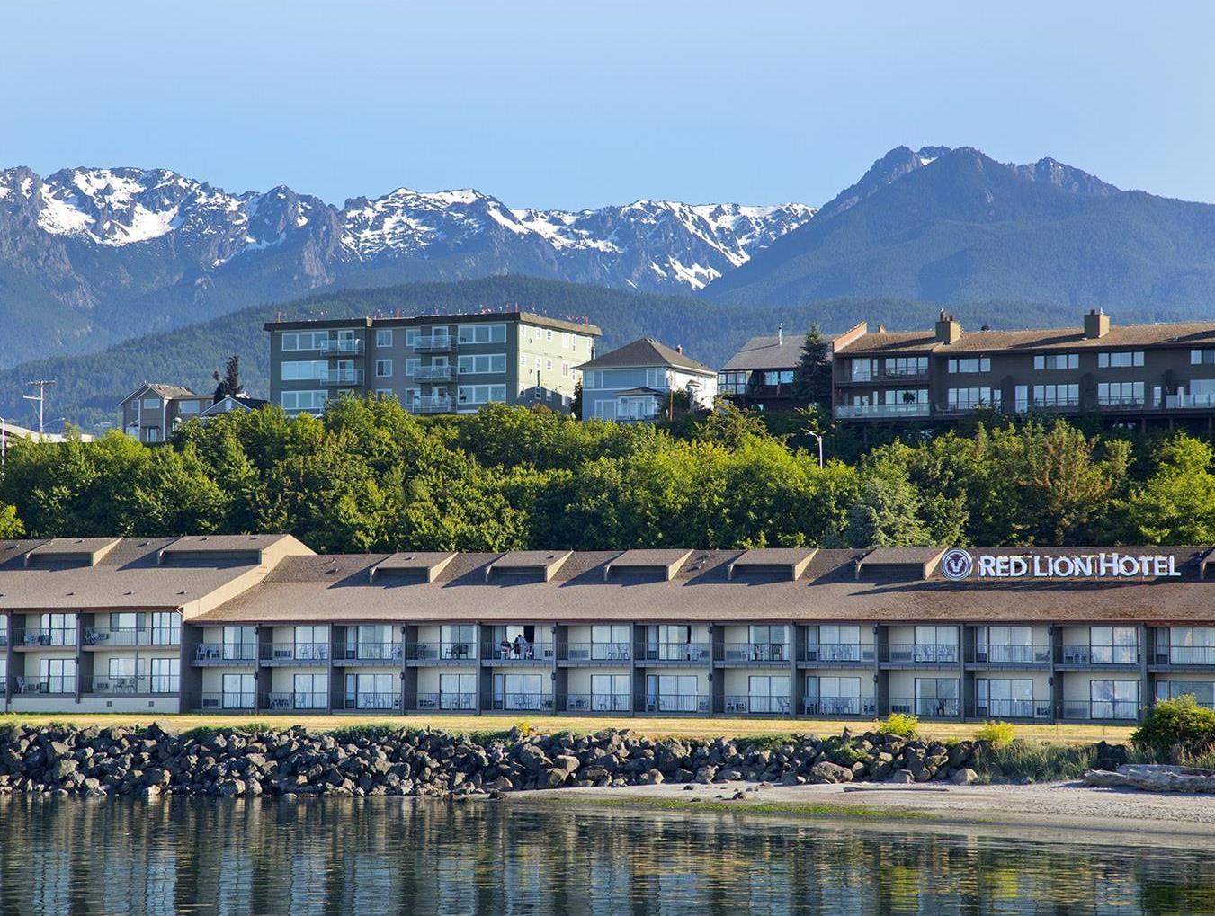 Ngoại cảnh khách sạn