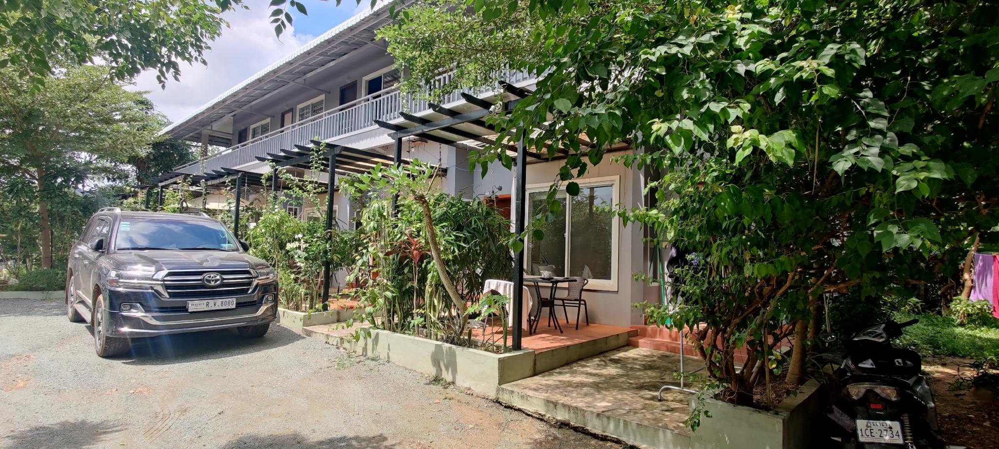 Ngoại cảnh khách sạn