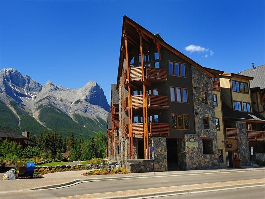 Ngoại cảnh khách sạn