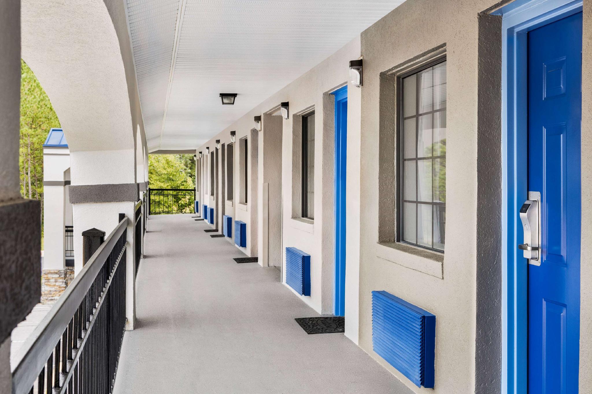 Ngoại cảnh khách sạn