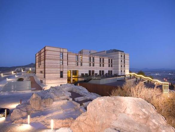 Ngoại cảnh khách sạn