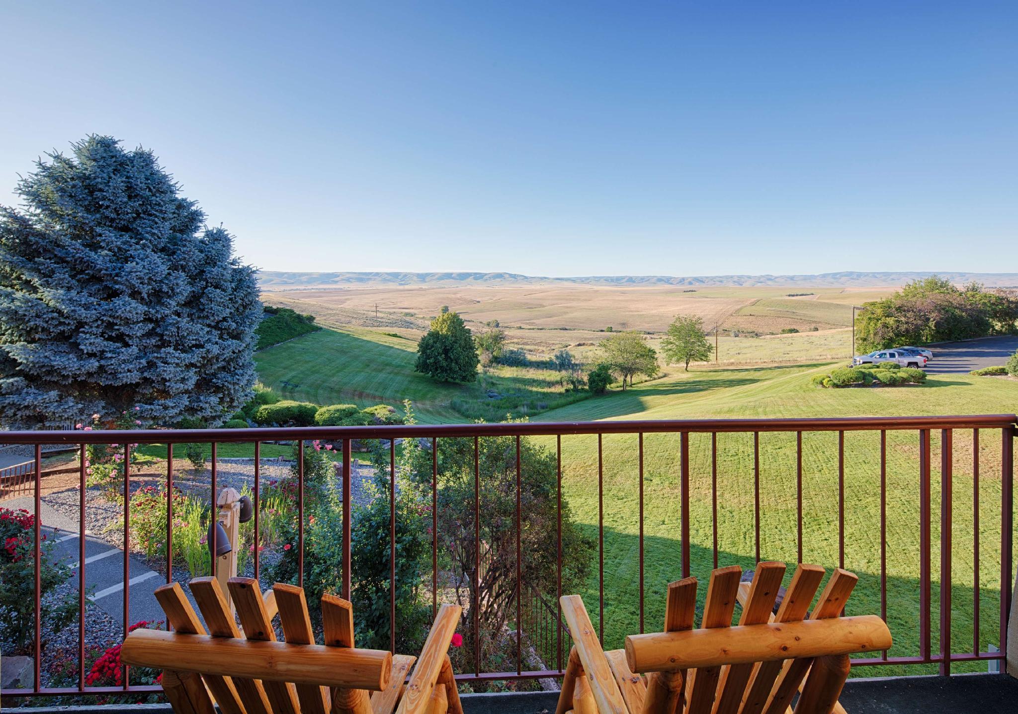 Ngoại cảnh khách sạn