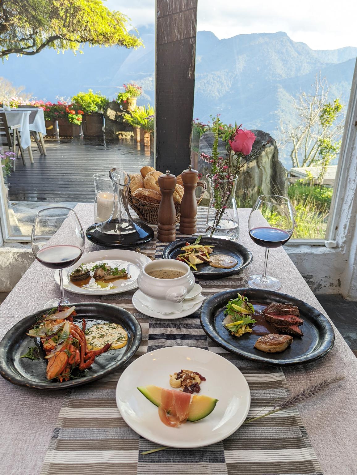 Đồ ăn và thức uống