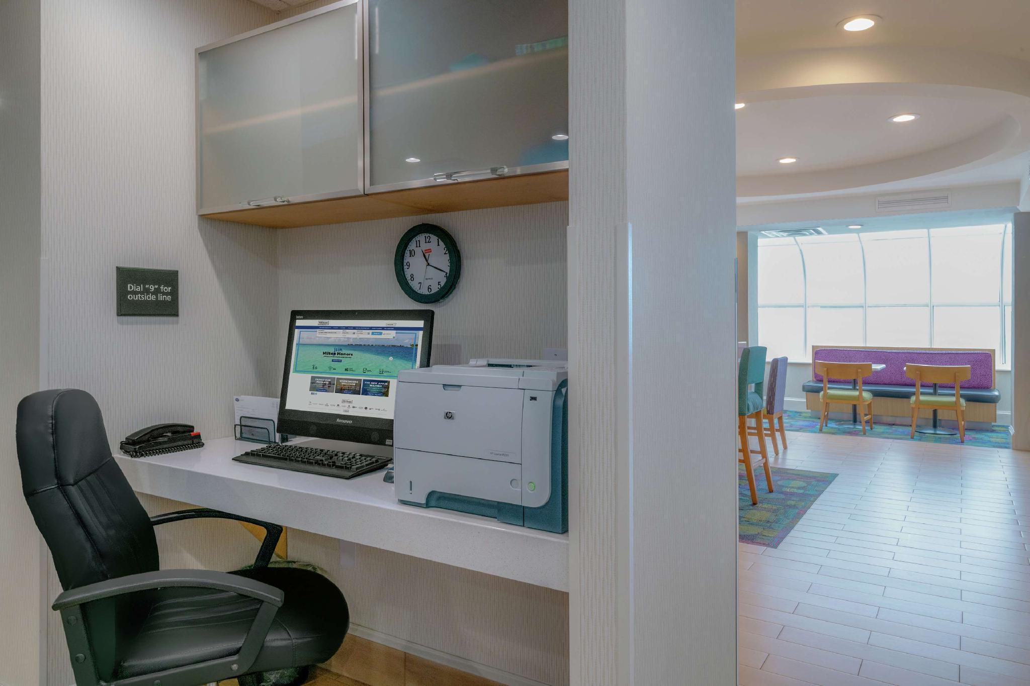 Trung tâm hội nghị