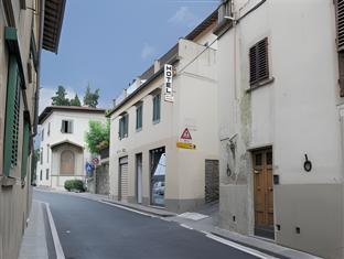 Khu vực xung quanh