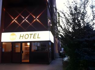 Ngoại cảnh khách sạn