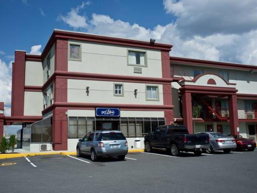 Ngoại cảnh khách sạn