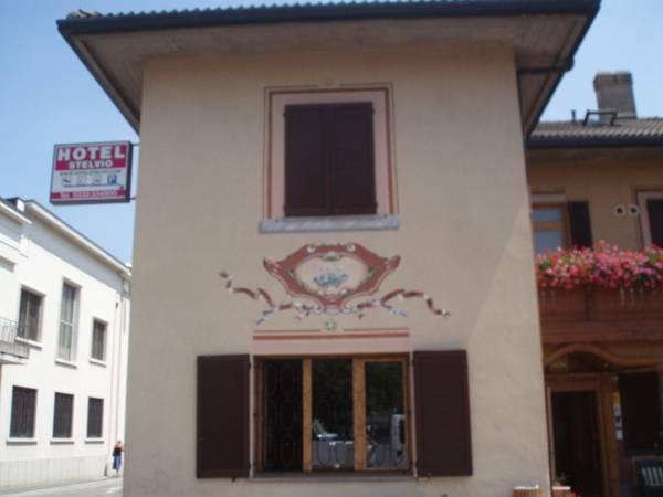 Ngoại cảnh khách sạn