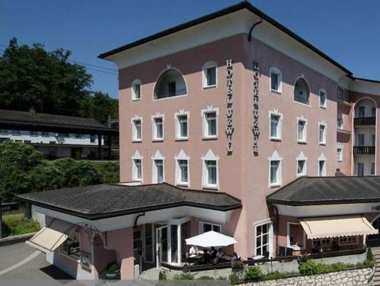 Ngoại cảnh khách sạn