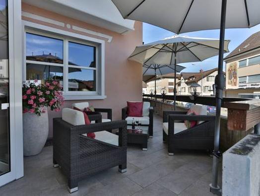 Ngoại cảnh khách sạn