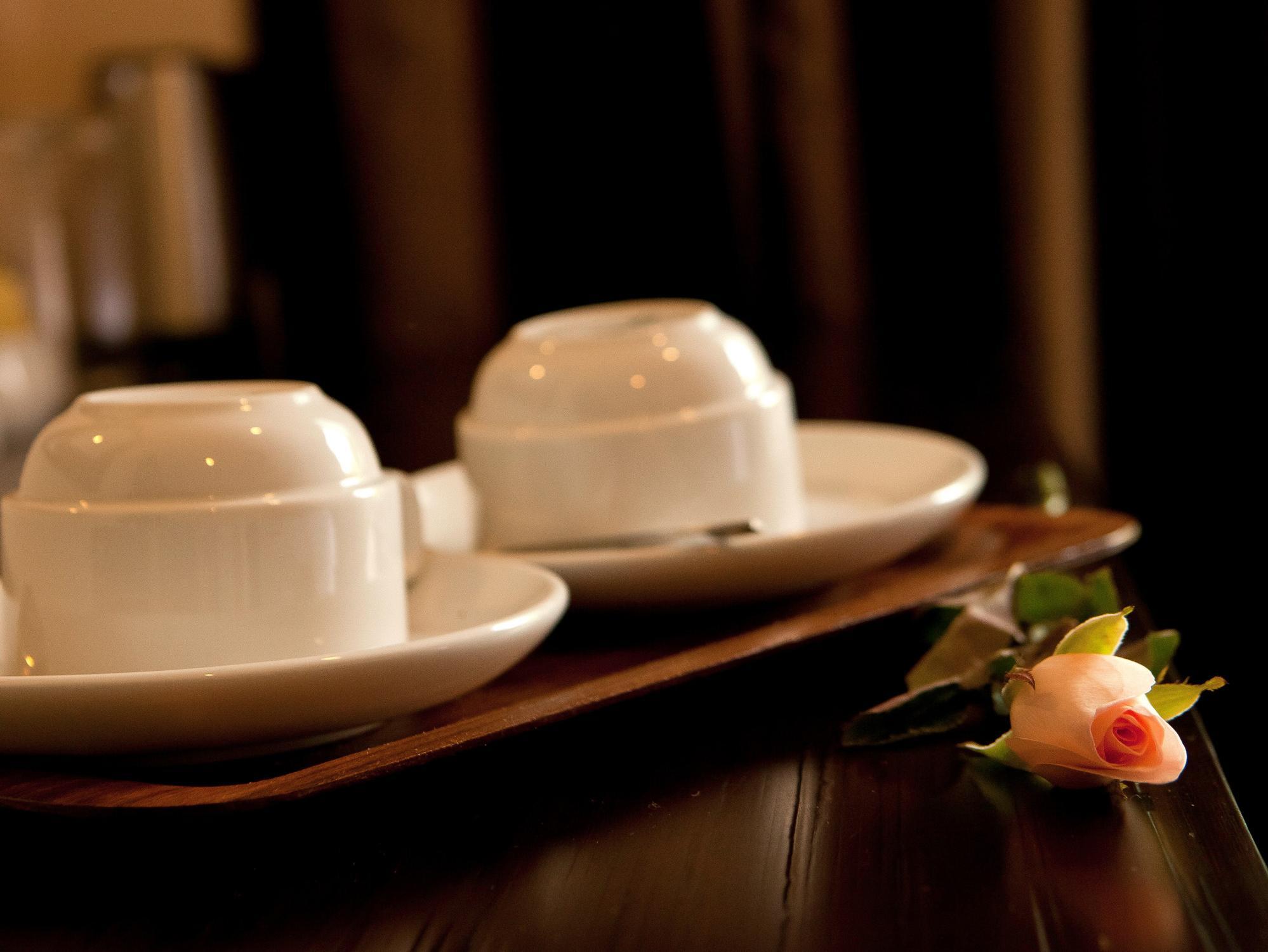 Đồ ăn và thức uống