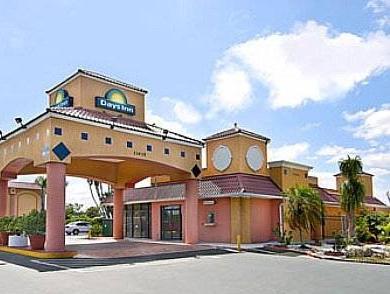 Ngoại cảnh khách sạn