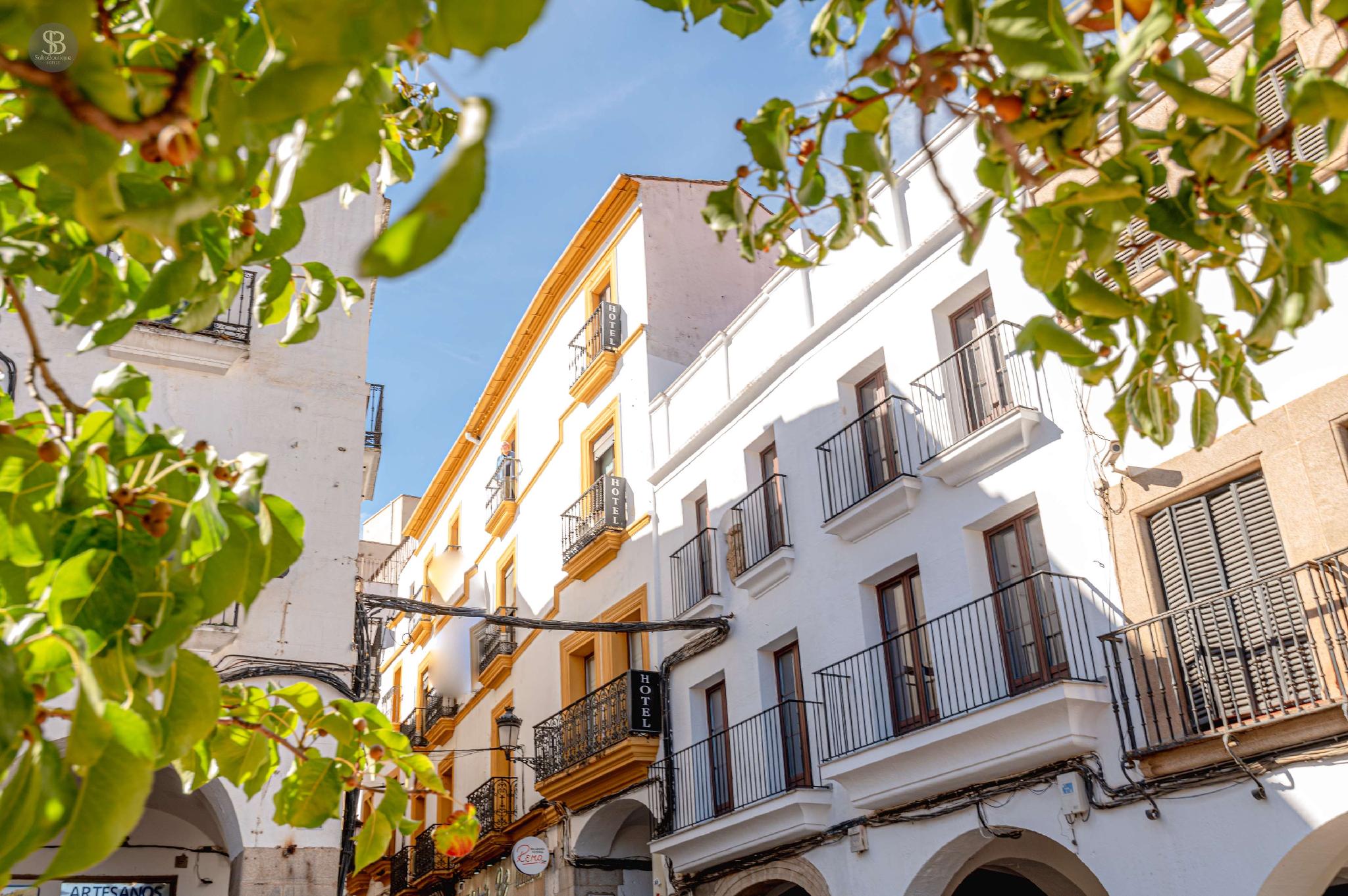 Ngoại cảnh khách sạn