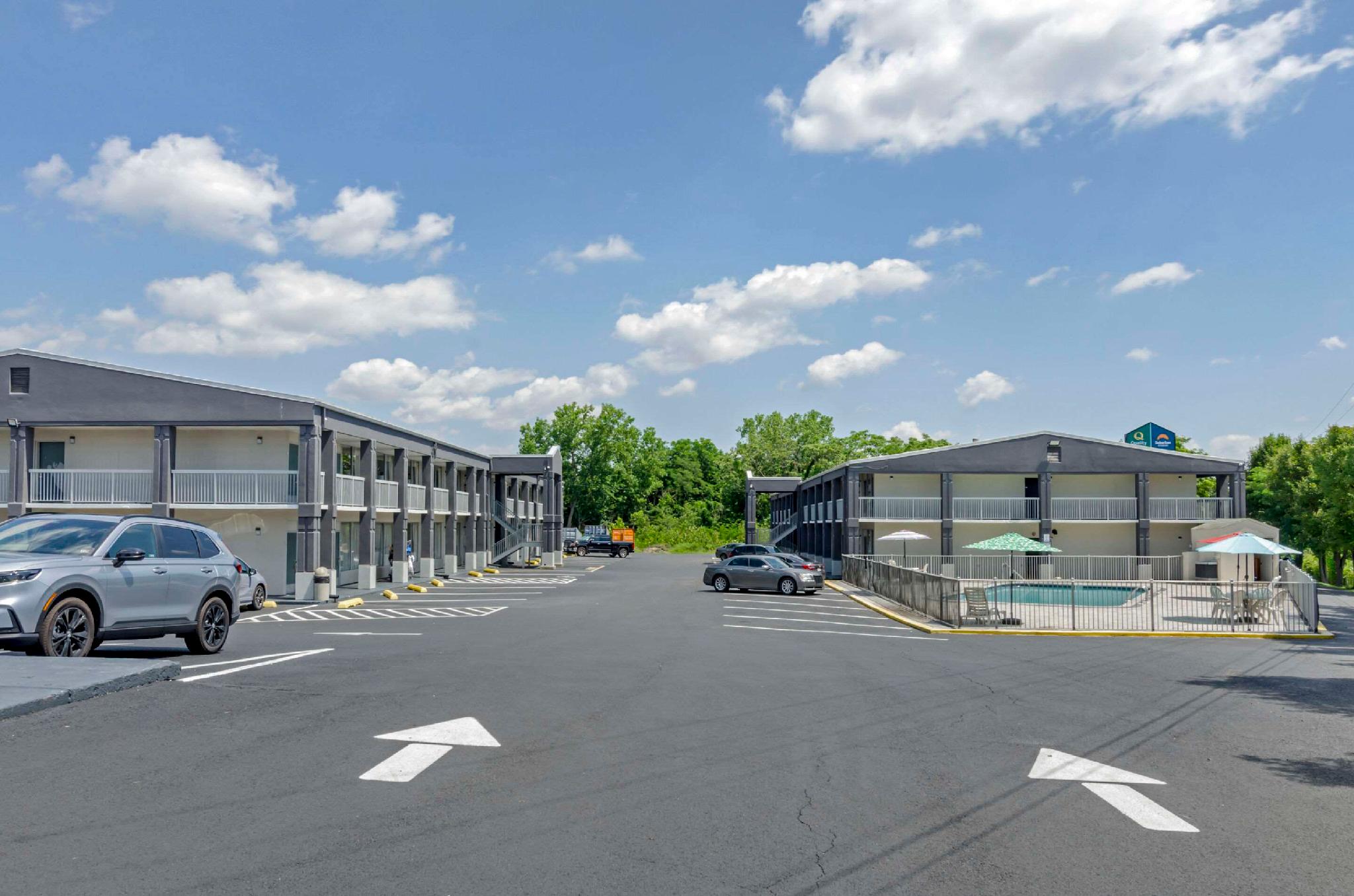 Ngoại cảnh khách sạn