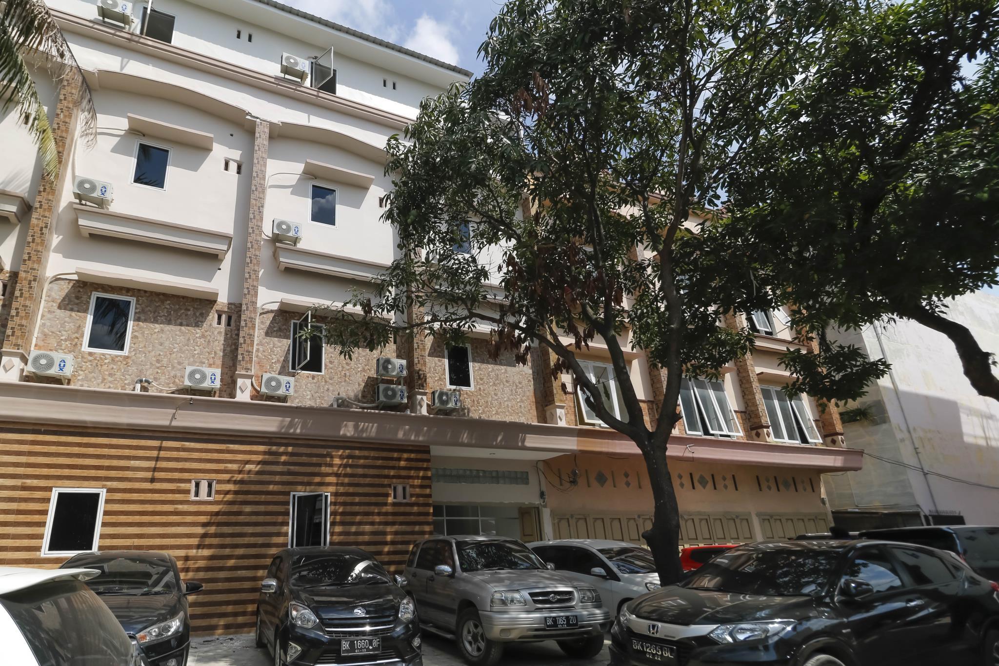 Ngoại cảnh khách sạn