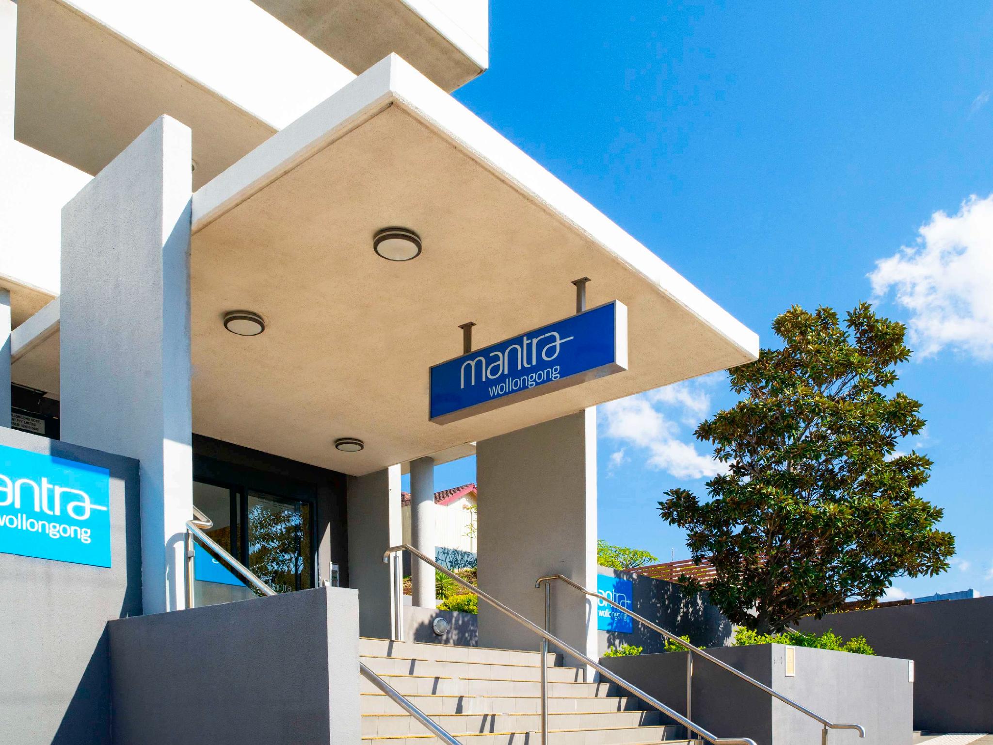 Ngoại cảnh khách sạn