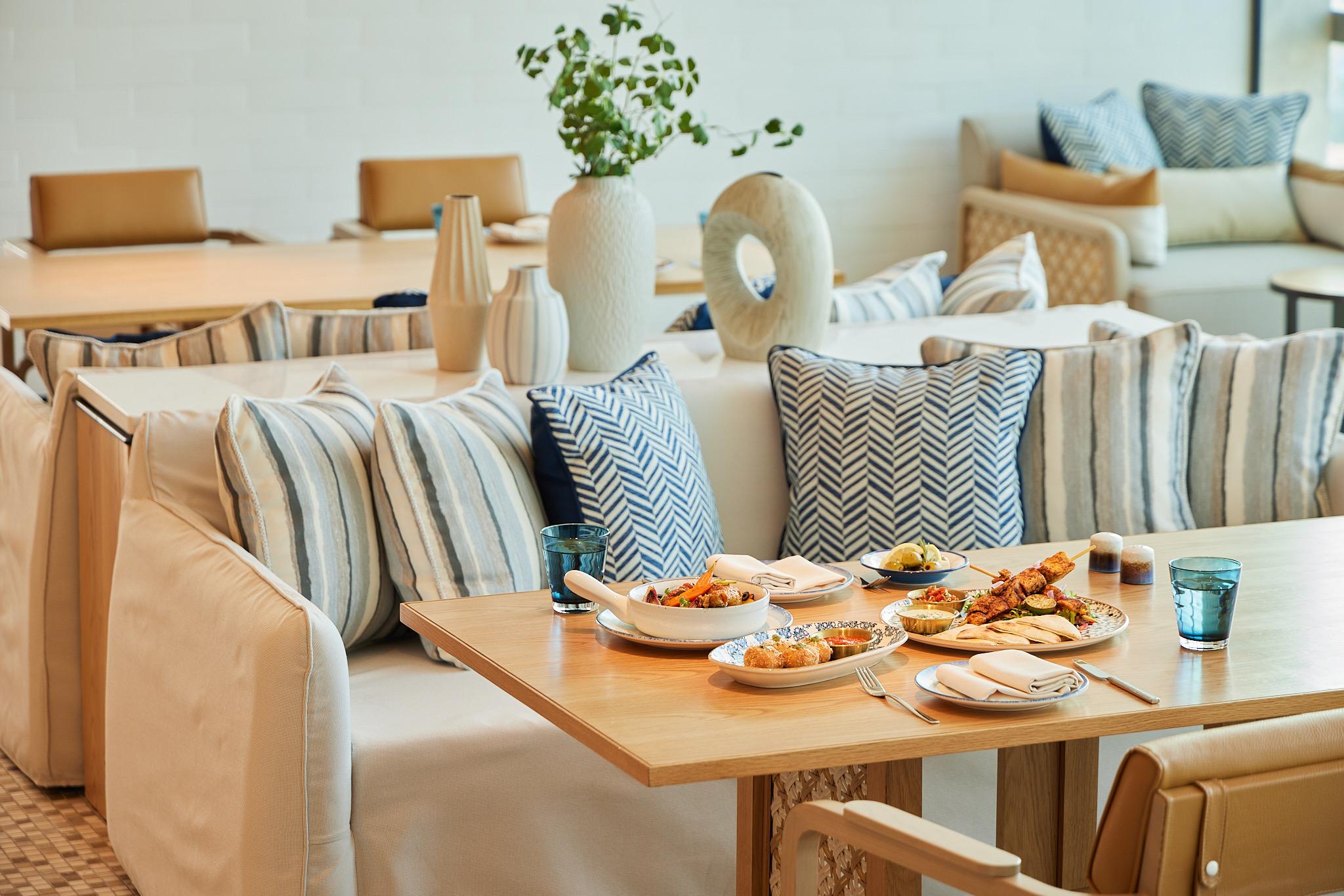 Đồ ăn và thức uống