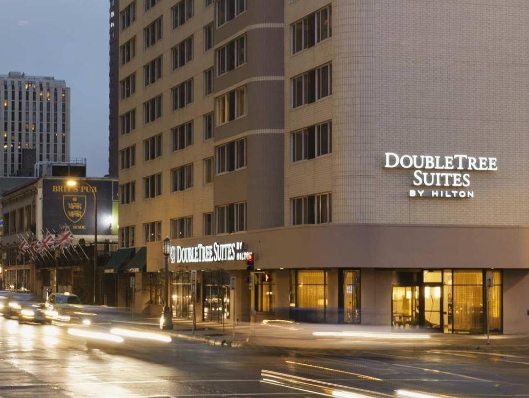 Ngoại cảnh khách sạn