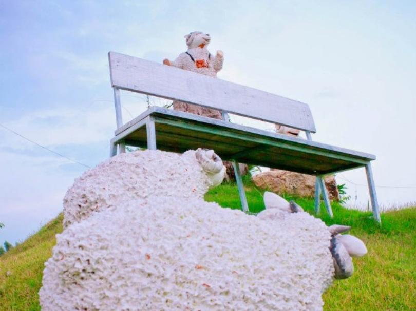 Khu vực xung quanh