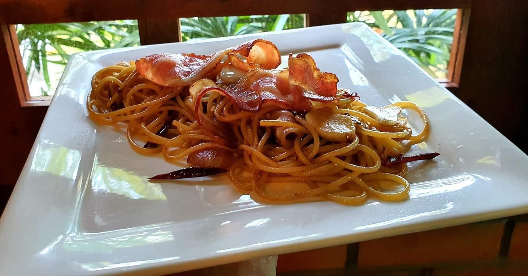 Đồ ăn và thức uống