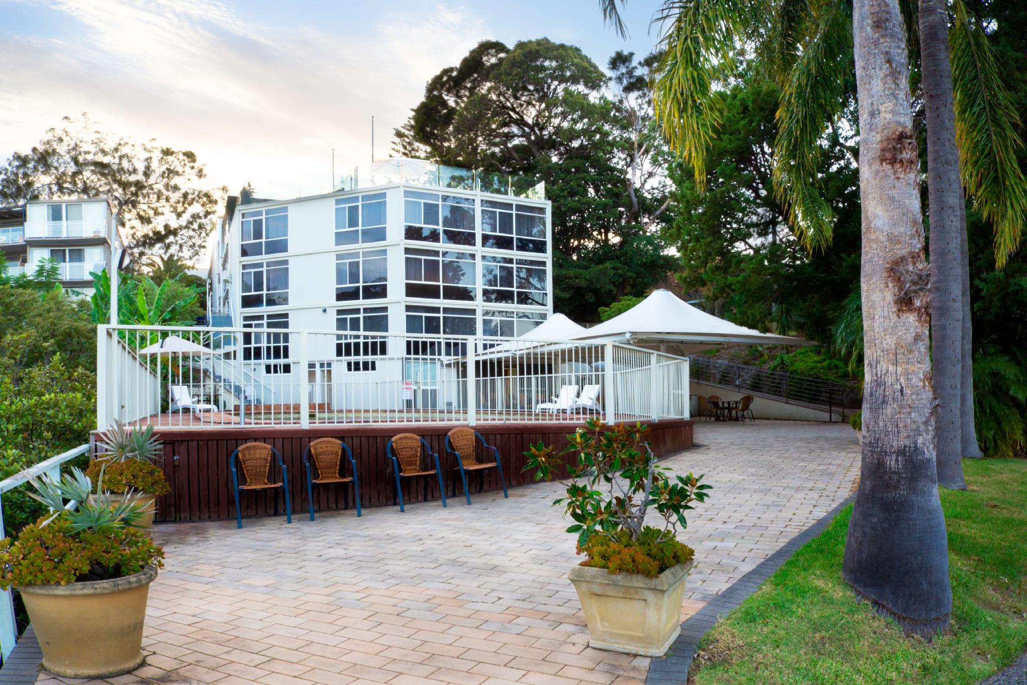 Ngoại cảnh khách sạn