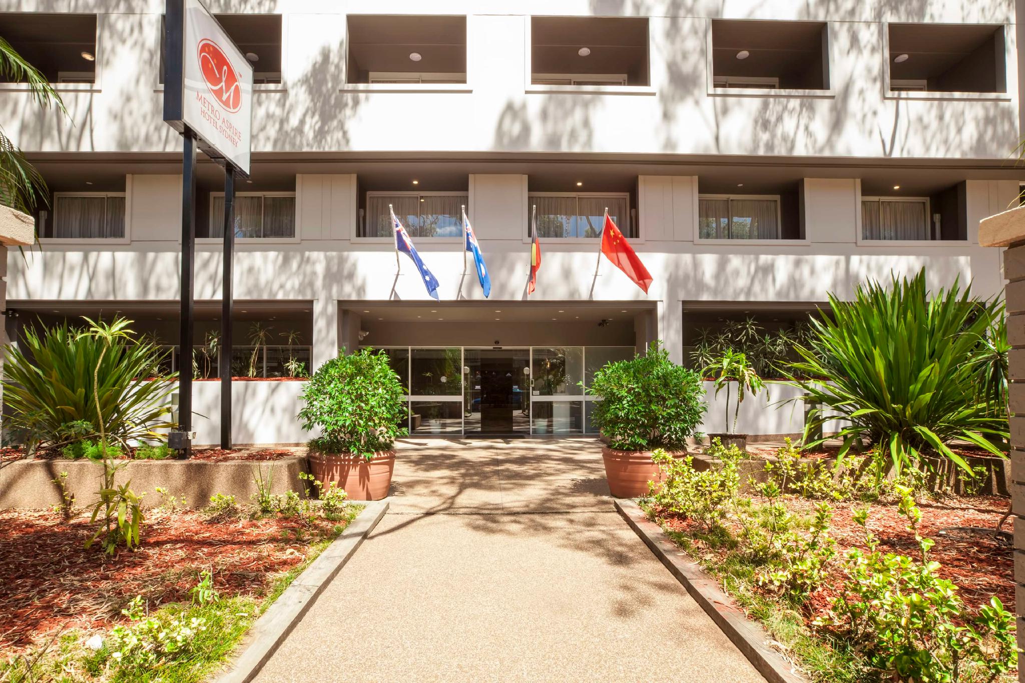 Ngoại cảnh khách sạn