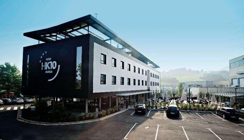 Ngoại cảnh khách sạn