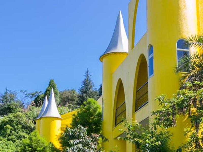 Ngoại cảnh khách sạn