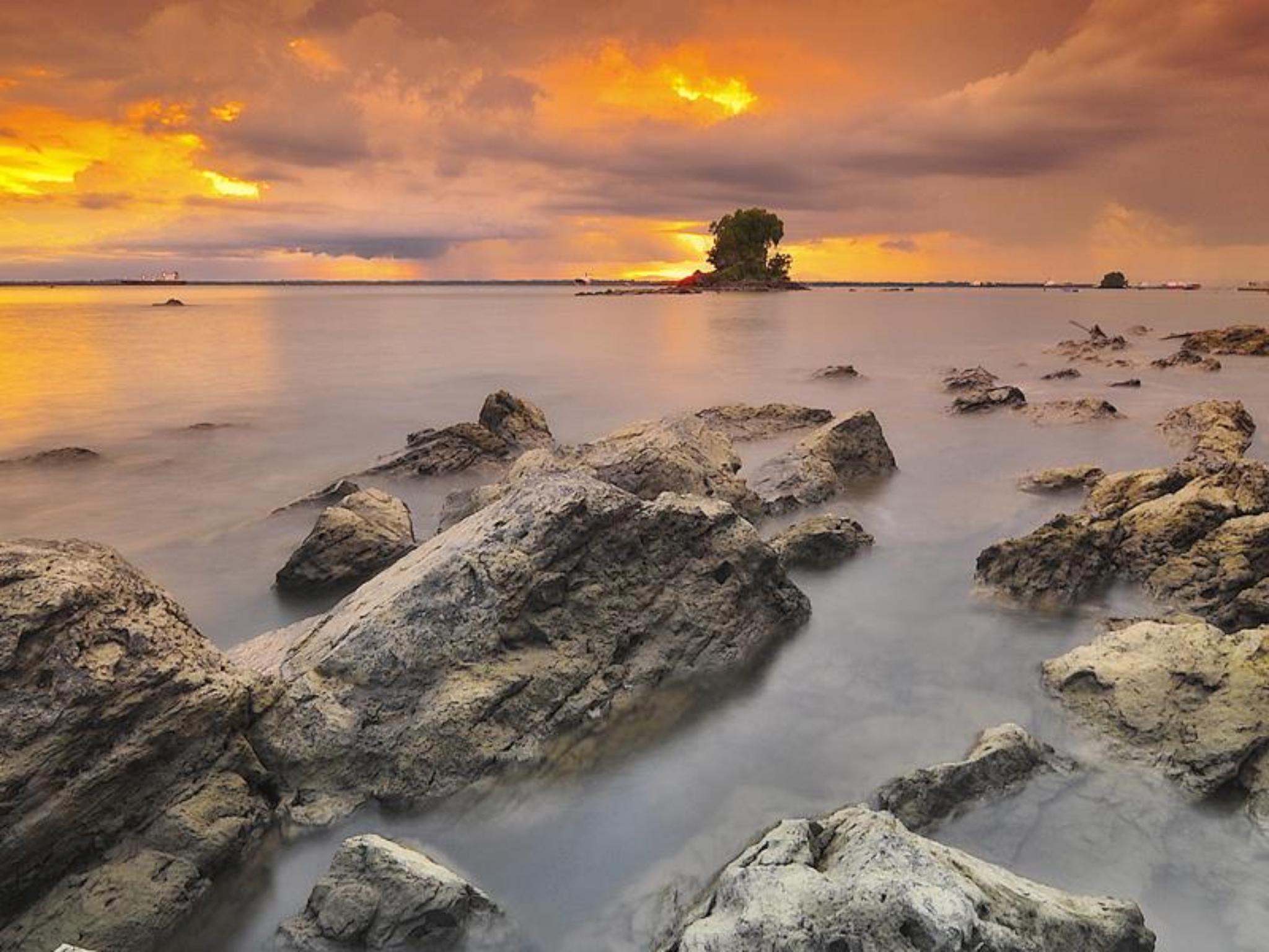 Nơi tham quan gần đây