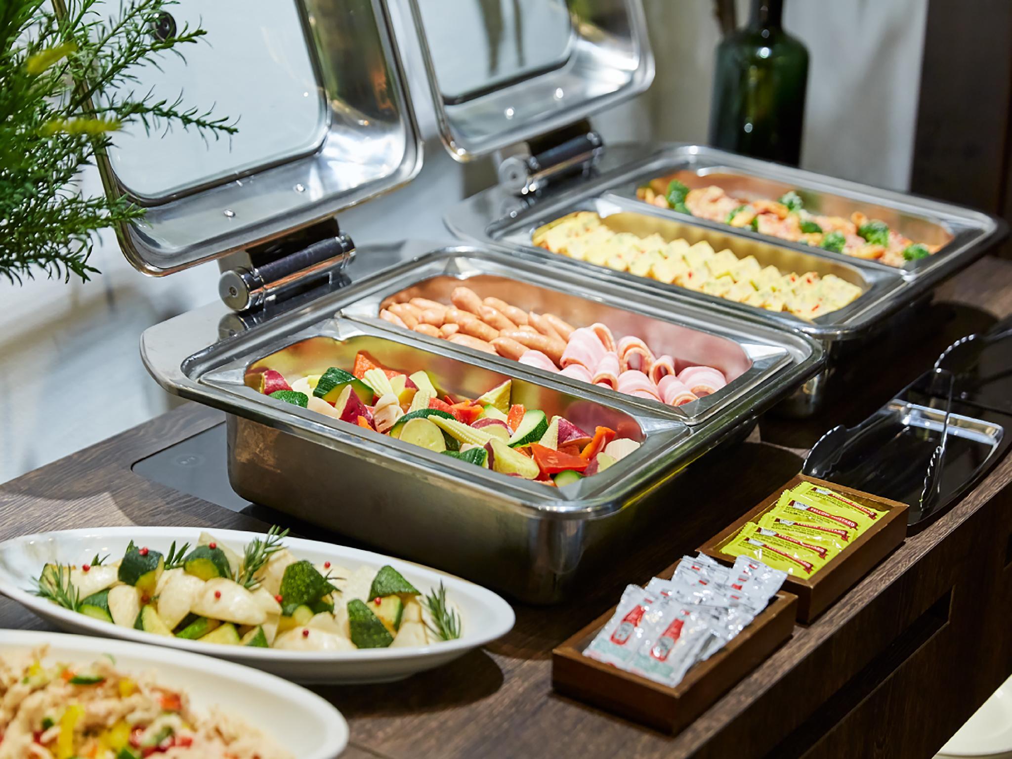 Đồ ăn và thức uống