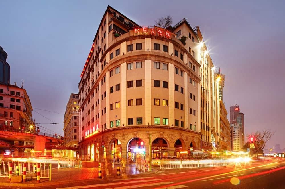 Ngoại cảnh khách sạn