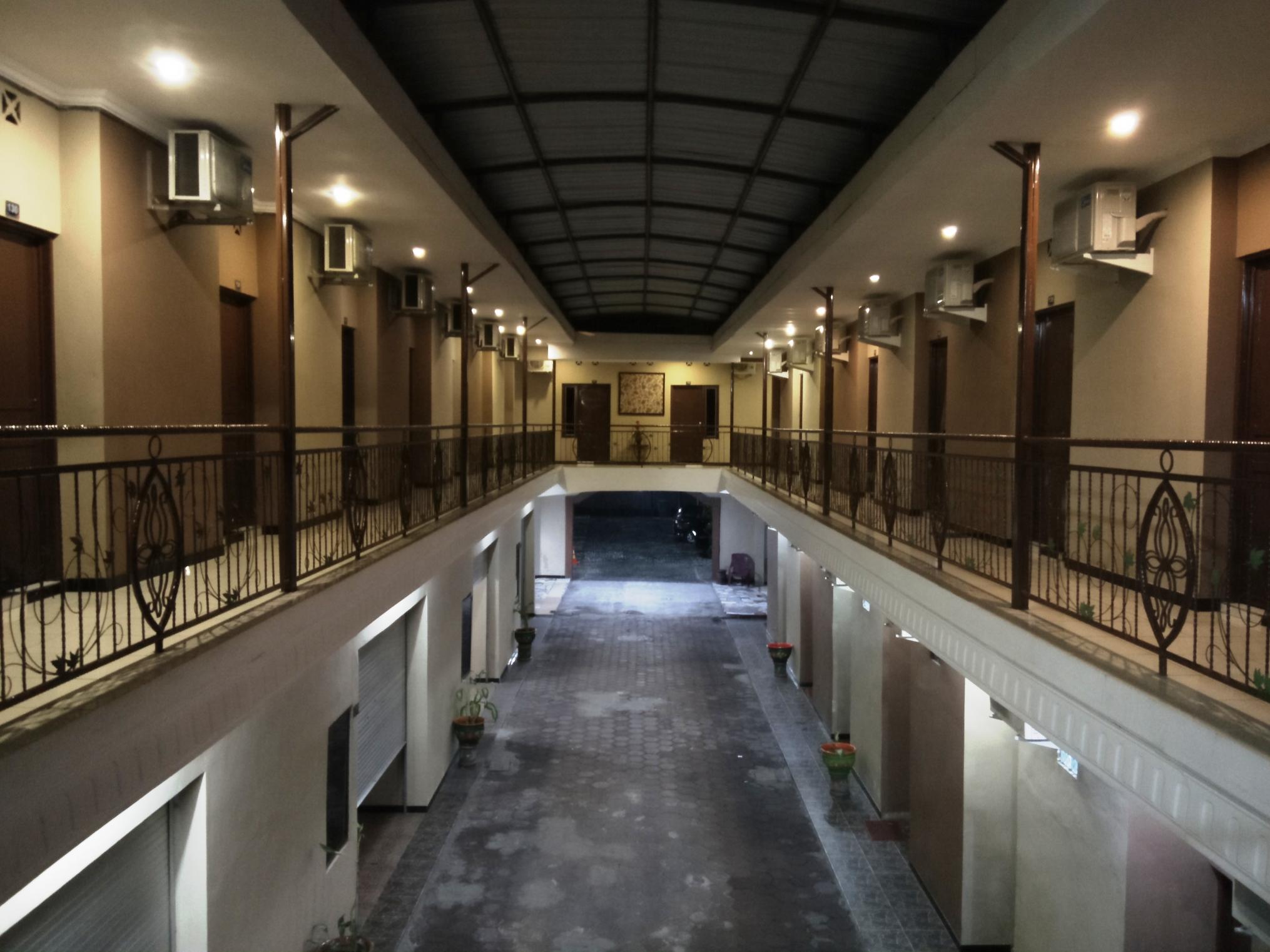 Ngoại cảnh khách sạn