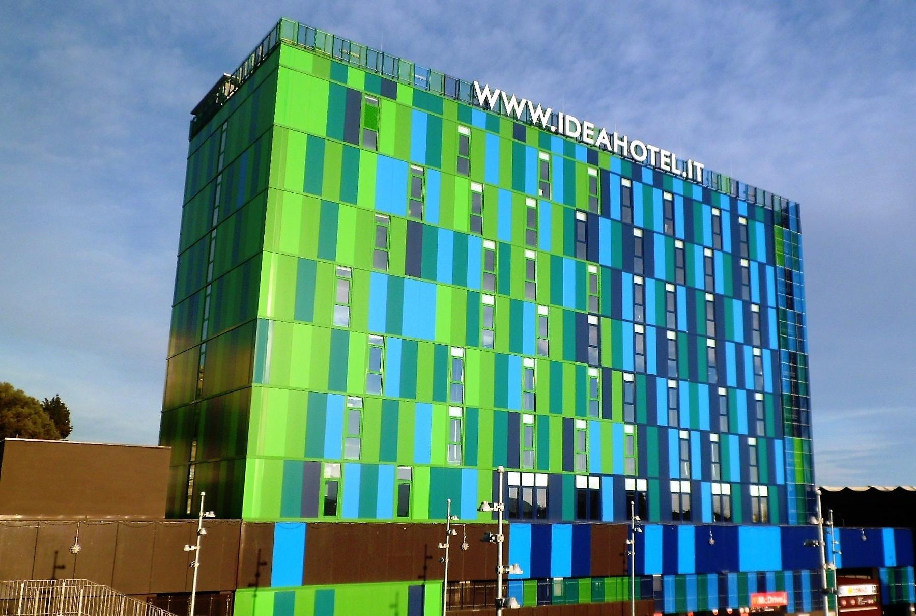 Ngoại cảnh khách sạn