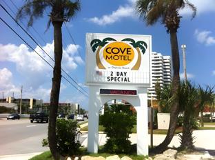 Ngoại cảnh khách sạn