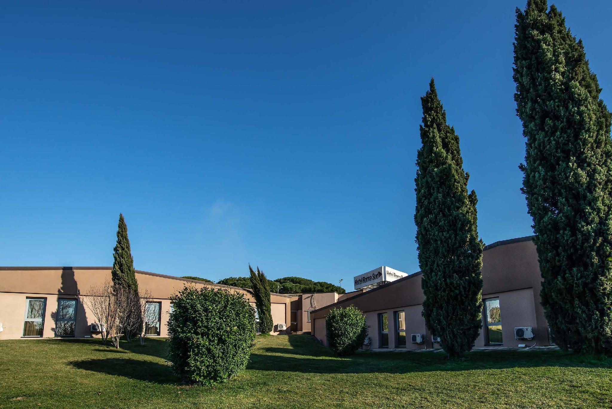 Ngoại cảnh khách sạn