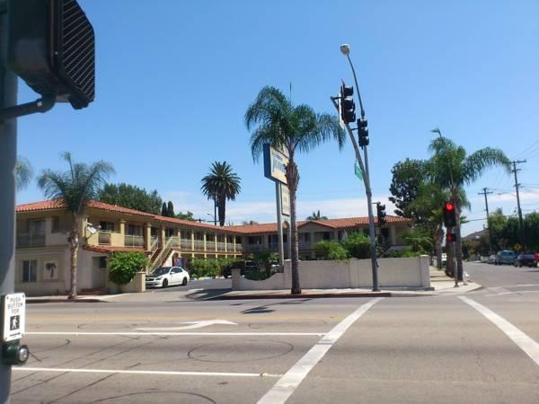 Ngoại cảnh khách sạn