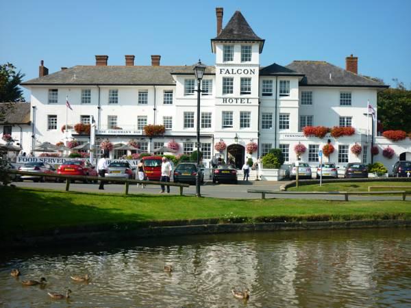 Ngoại cảnh khách sạn