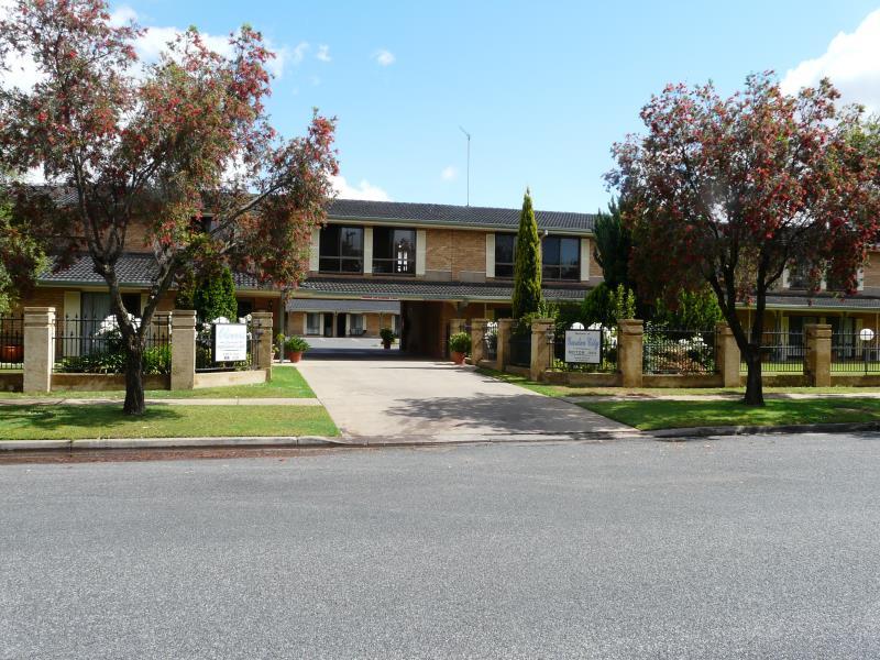 Ngoại cảnh khách sạn