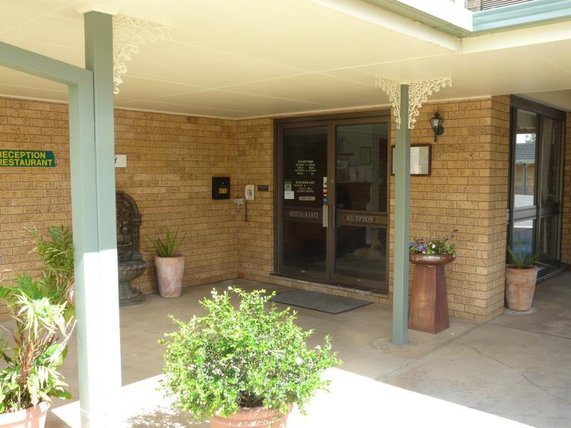 Ngoại cảnh khách sạn