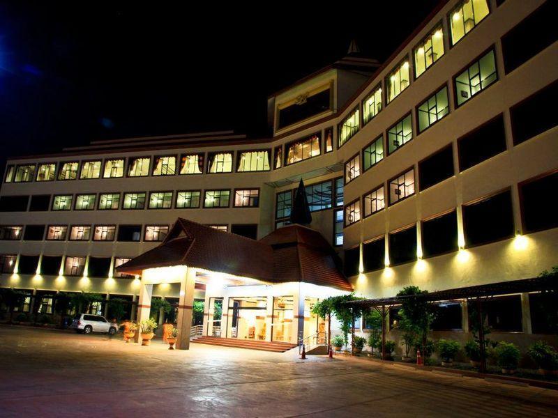 Ngoại cảnh khách sạn