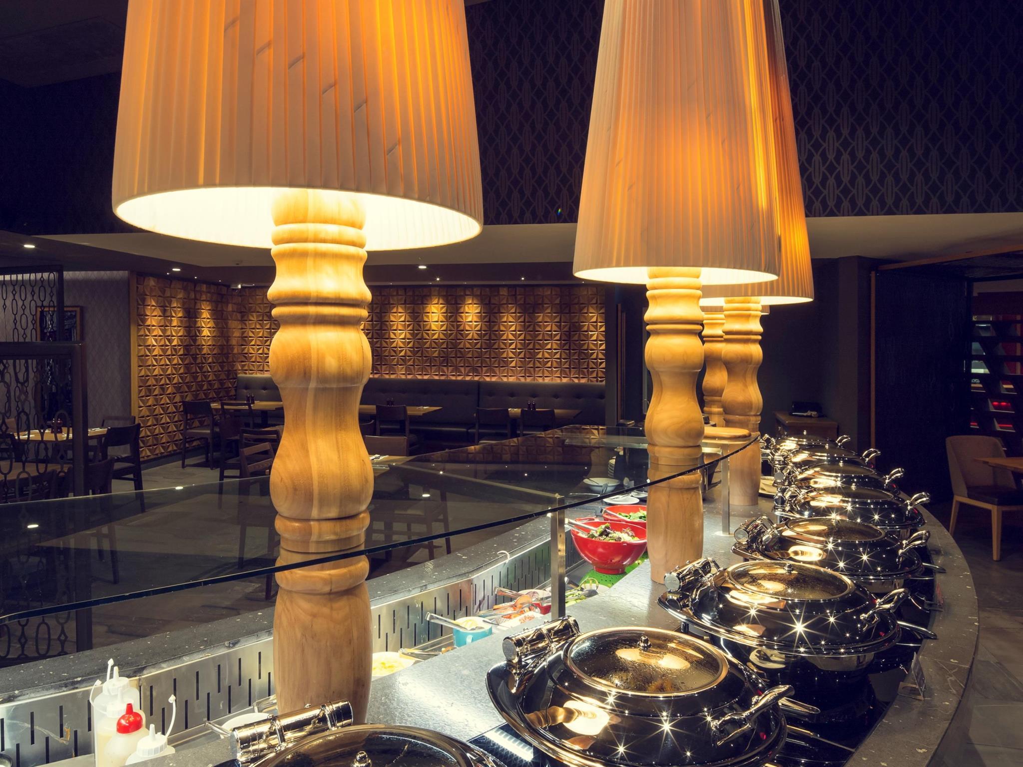 Đồ ăn và thức uống