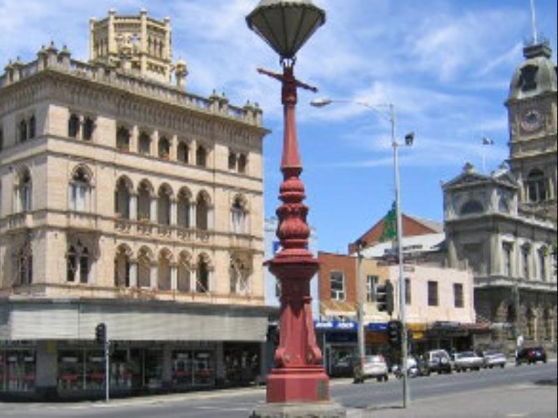 Khu vực xung quanh